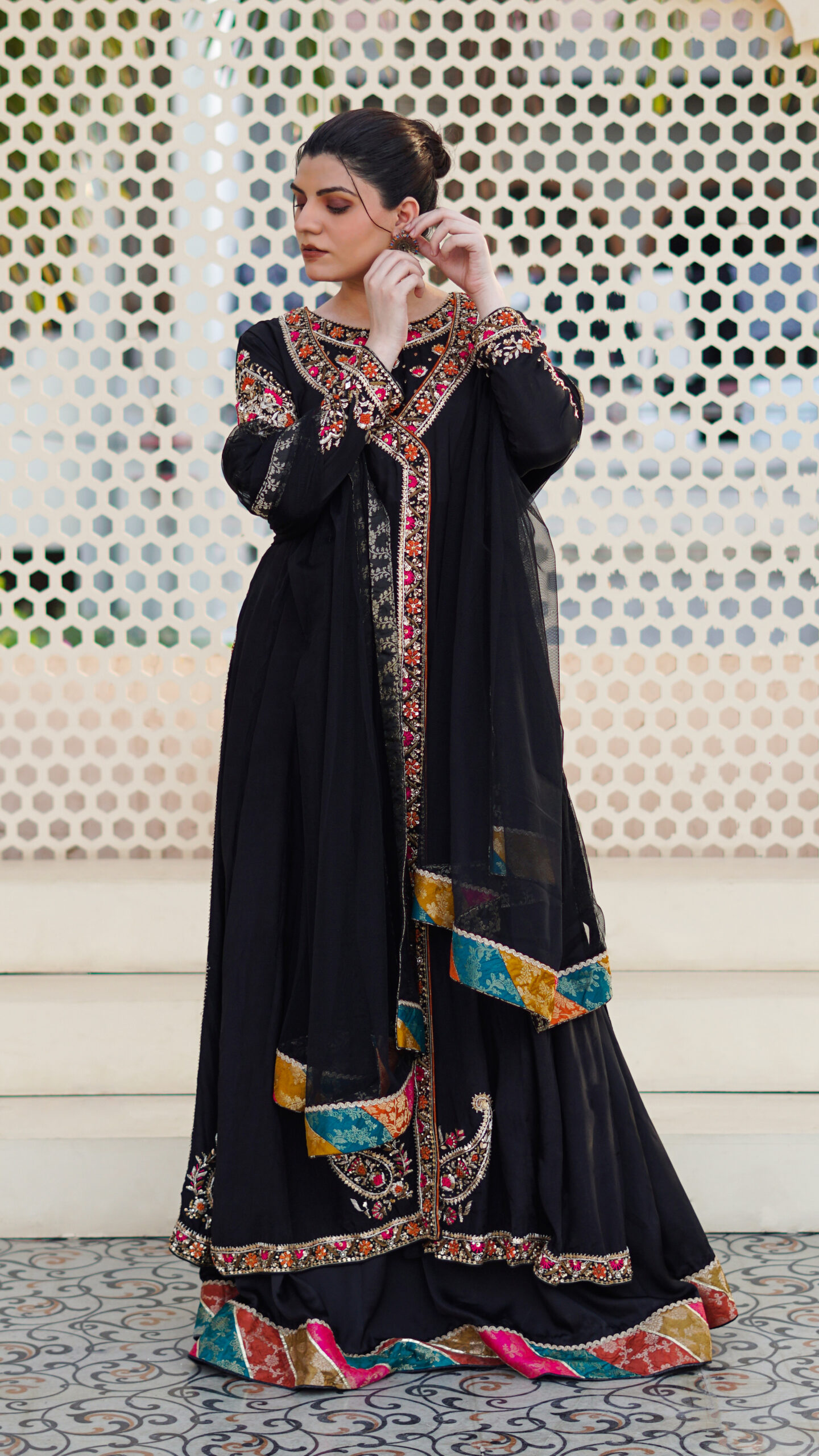 DSC09524 copy Abeer - Image 1